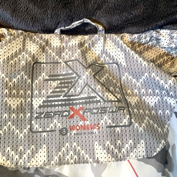 Zeroxposur Women’s Quilted Puffer Coat Gray and White Size Small - Picture 13 of 13